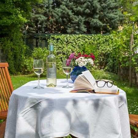 Casa Flora 3-Minutes' Walk From The Beach Novigrad Istria Exteriör bild