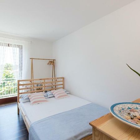 Casa Flora 3-Minutes' Walk From The Beach Novigrad Istria Exteriör bild