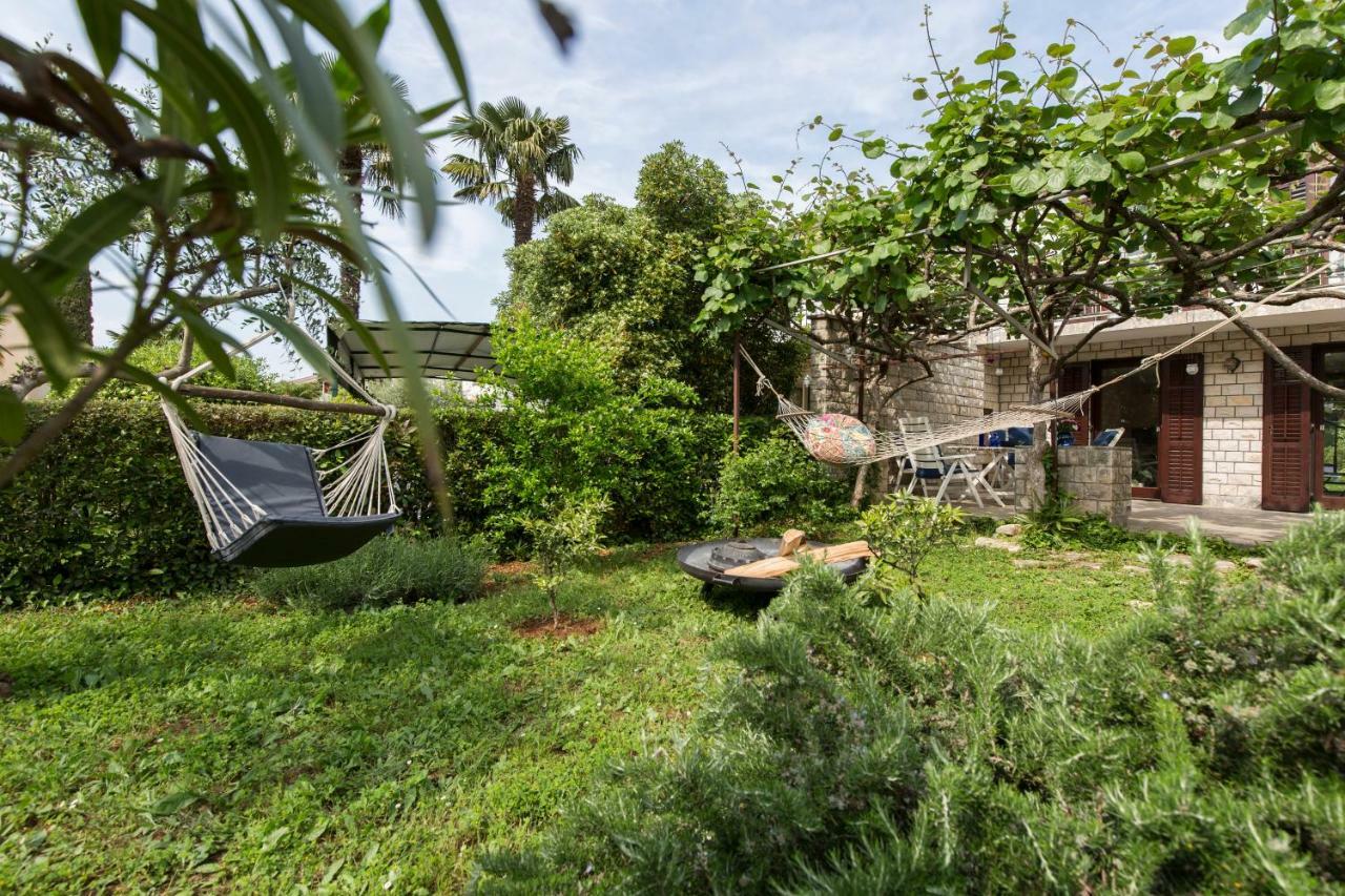 Casa Flora 3-Minutes' Walk From The Beach Novigrad Istria Exteriör bild