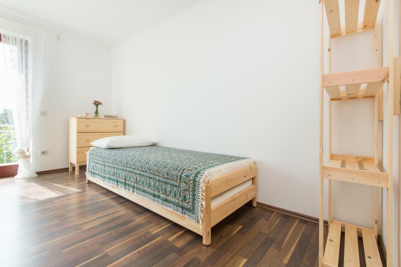 Casa Flora 3-Minutes' Walk From The Beach Novigrad Istria Exteriör bild