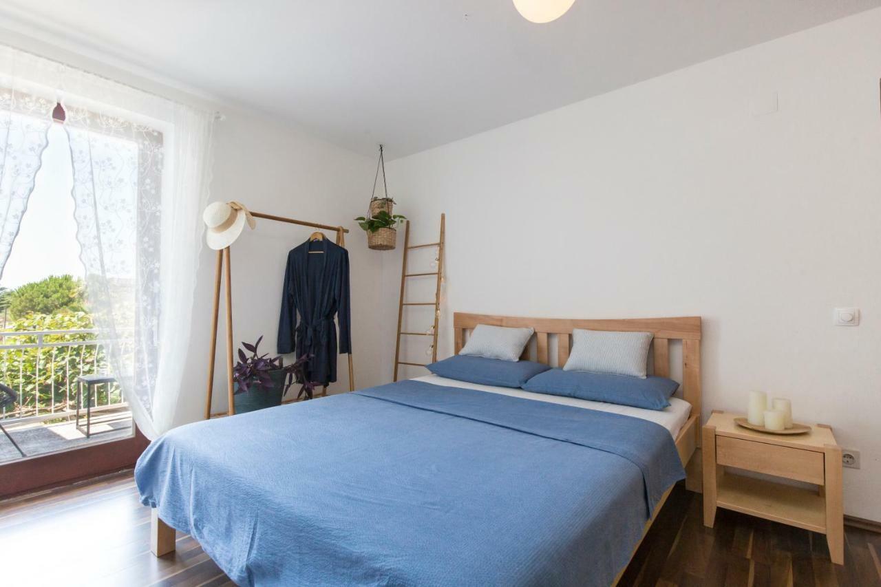 Casa Flora 3-Minutes' Walk From The Beach Novigrad Istria Exteriör bild