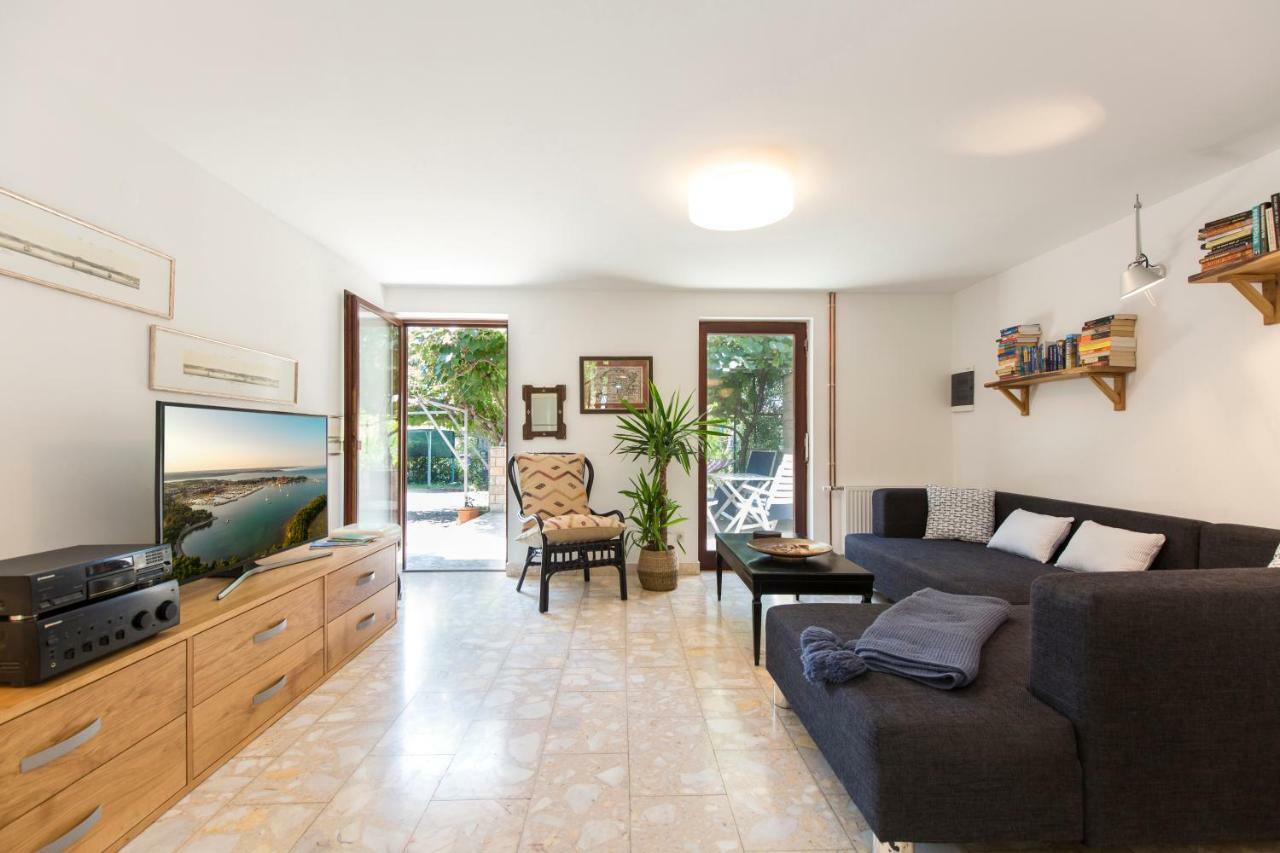 Casa Flora 3-Minutes' Walk From The Beach Novigrad Istria Exteriör bild